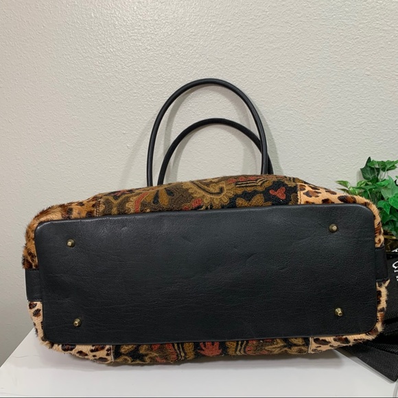 Clever Carriage Company Weekender Bag - Picture 10 of 12